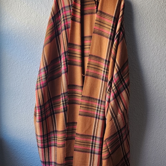 LONG FLANNEL CAPE - Picture 3 of 5